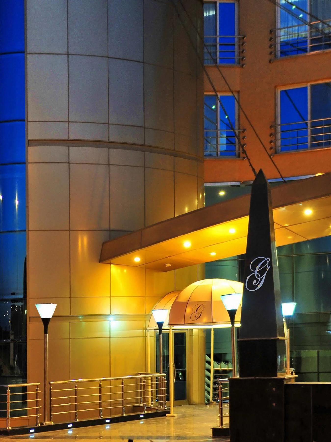Sun City Hotel - The Gabriel Кайро Екстериор снимка Entrance